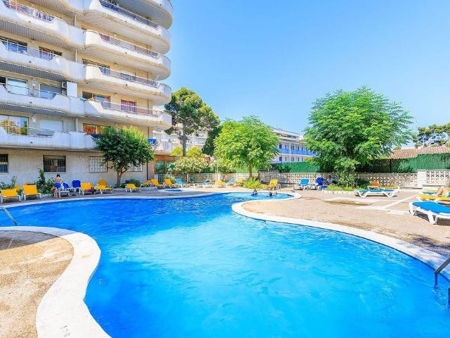 Piso en venta en calle CL Fra Juniper Serra, Salou, de 68 m² 2 habitaciones por 220.000