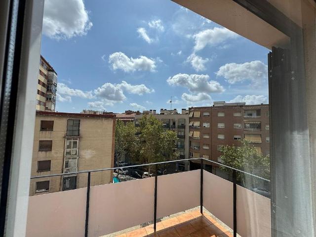 Piso en venta en calle CL Gral Moragues, Reus, de 111 m² 4 habitaciones por 152.990