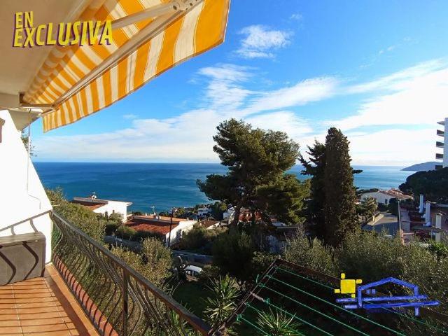 Piso en venta en calle CL Puig Sacalm, Llançà, de 50 m² 2 habitaciones por 190.000