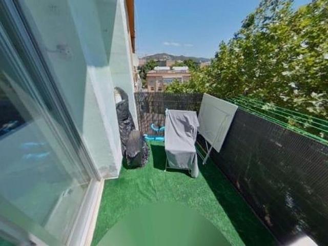 Piso en venta en calle CL Palamos, Barcelona, de 76 m² 3 habitaciones por 143.345