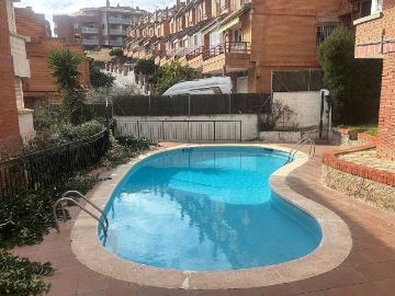Piso en venta en calle CL Pau la, Corbera de Llobregat, de 122 m² 4 habitaciones por 480.000