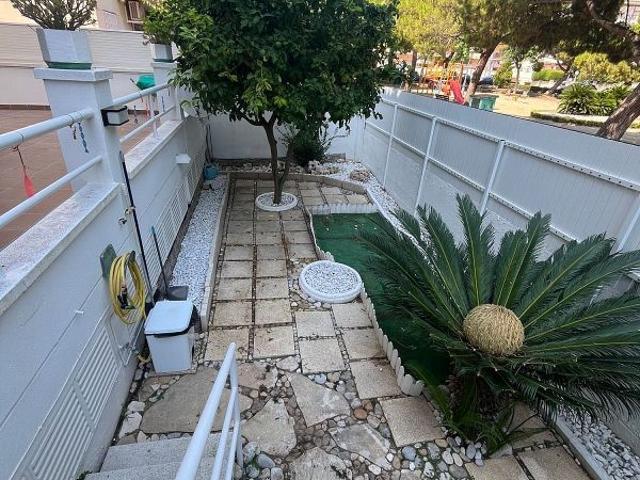 Piso en venta en calle CL Pere Romeu, Cunit, de 90 m² 3 habitaciones por 265.000