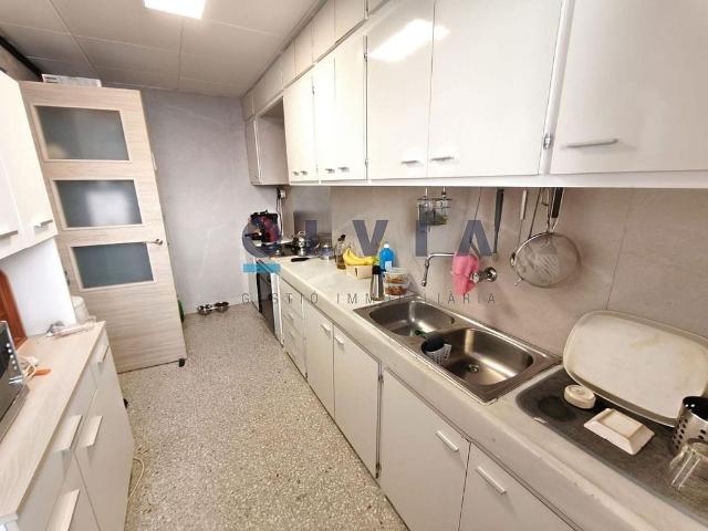 Piso en venta en calle CL Petrarca de, Sabadell, de 90 m² 3 habitaciones por 249.000