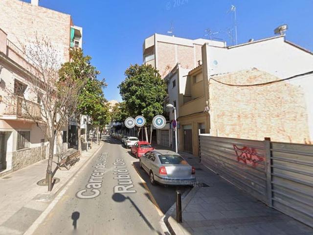 Piso en venta en calle CL Rubio I Ors, Cornellà de Llobregat, de 92 m² 3 habitaciones por 164.000
