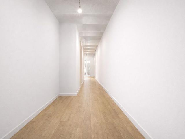 Piso en venta en calle CL Rosalia de Castro, Barcelona, de 88 m² 3 habitaciones por 445.000