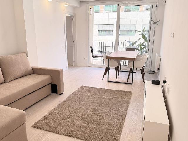 Piso en venta en calle CL Rossello, Barcelona, de 111 m² 4 habitaciones por 750.000