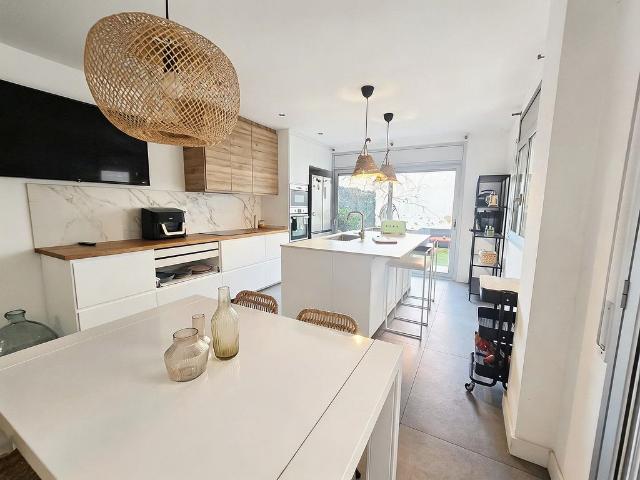 Piso en venta en calle CL St Antoni, Figueres, de 95 m² 3 habitaciones por 229.000