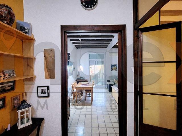 Piso en venta en calle CL Sant Antoni Abat, Barcelona, de 79 m² 2 habitaciones por 275.000