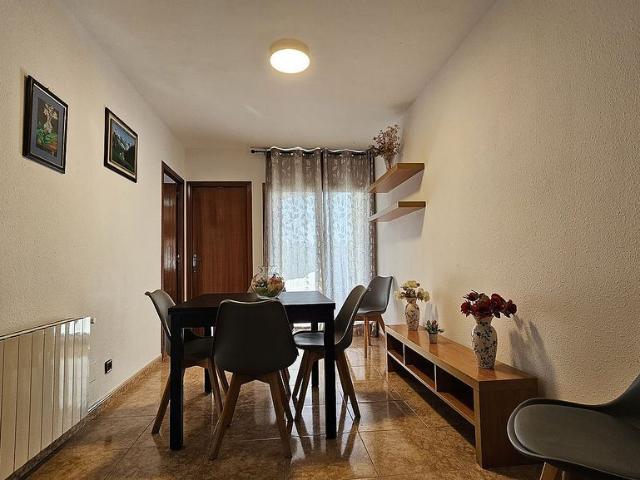 Piso en venta en calle CL Soria, Rubí, de 67 m² 3 habitaciones por 165.000
