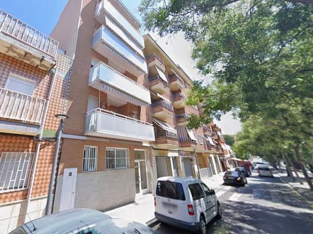 Piso en venta en calle CL Vuit, Tarragona, de 102 m² 2 habitaciones por 100.000