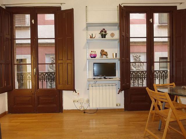Piso en venta en calle CL Vidre, Barcelona, de 82 m² 2 habitaciones por 350.000