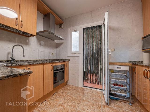 Piso en venta en calle Colón, Valls, de 97 m² 4 habitaciones por 117.000