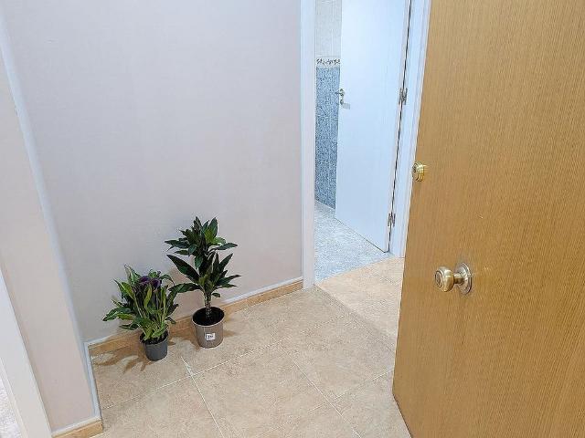Piso en venta en calle Comerç, Ulldecona, de 76 m² 3 habitaciones por 115.000