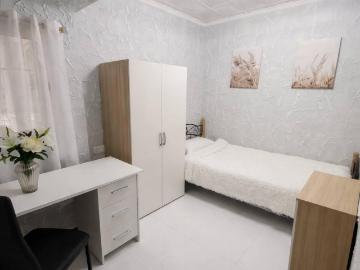 Piso en venta en calle Conchita Piquer