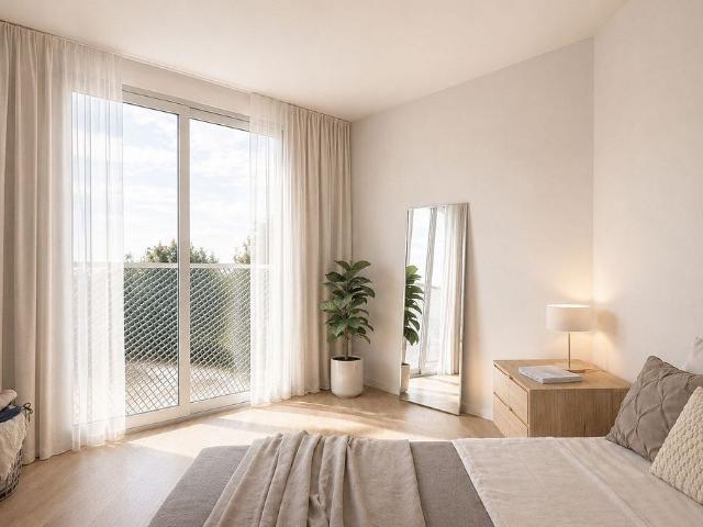 Piso en venta en calle Costa Brava, Girona, de 71 m² 2 habitaciones por 270.000