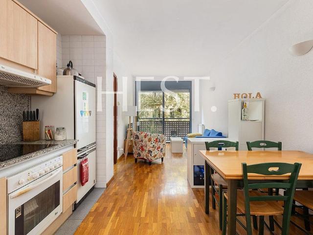 Piso en venta en calle D'aldana, Barcelona, de 43 m² 1 habitación por 290.000
