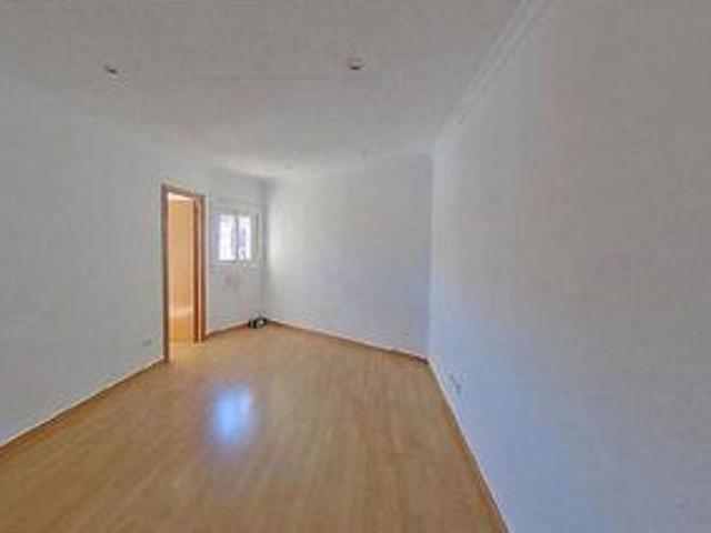 Piso en venta en calle D'alella, Barcelona, de 80 m² 2 habitaciones por 245.000
