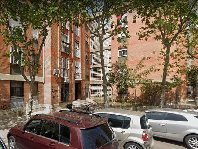 Piso en venta en calle D'alfons XII, Badalona, de 56 m² 1 habitación por 73.800