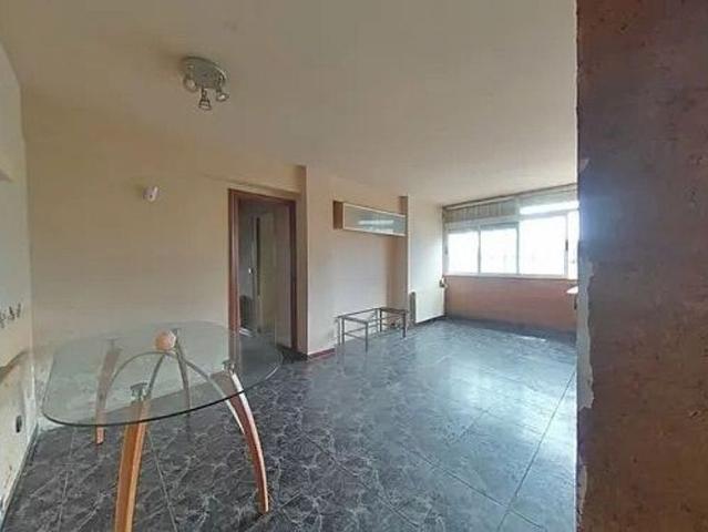 Piso en venta en calle Dàlia, Montcada i Reixac, de 76 m² 3 habitaciones por 201.250
