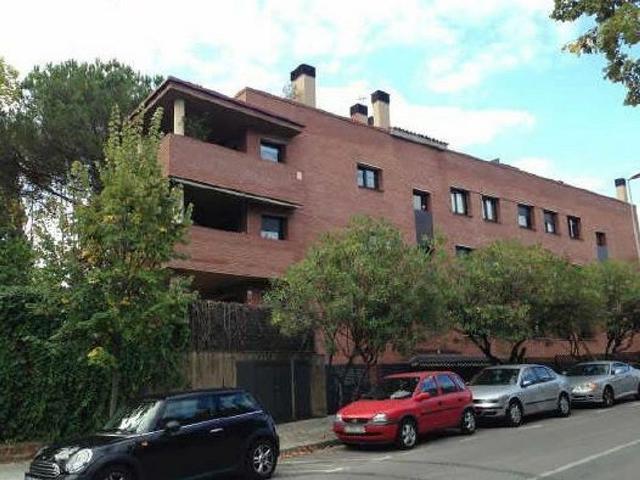 Piso en venta en calle D'álvarez, Sant Cugat del Vallès, de 126 m² 1 habitación por 631.000