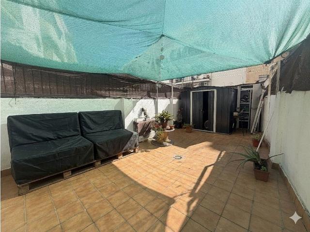 Piso en venta en calle D'àngel Guimerà, Badalona, de 53 m² 2 habitaciones por 135.000