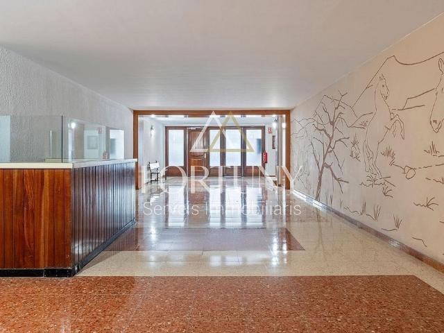Piso en venta en calle D'antoni Gaudí, Reus, de 108 m² 3 habitaciones por 244.900