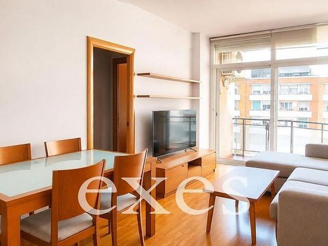 Piso en venta en calle D'aragó, Barcelona, de 75 m² 4 habitaciones por 454.000