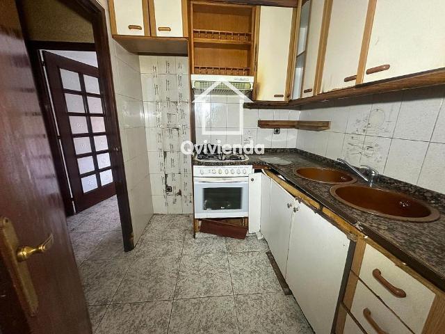 Piso en venta en calle D'archidona, Sabadell, de 58 m² 3 habitaciones por 132.400