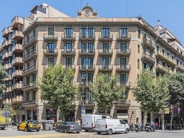 Piso en venta en calle D'aribau, Barcelona, de 62 m² 2 habitaciones por 595.000