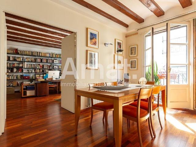Piso en venta en calle D'ataülf, Barcelona, de 143 m² 3 habitaciones por 580.000