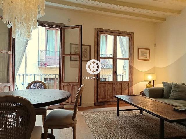 Piso en venta en calle D'avinyó, Barcelona, de 60 m² 1 habitación por 350.000