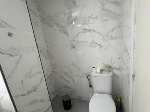 Piso en venta en calle De Maignon, Barcelona, de 69 m² 2 habitaciones por 375.000