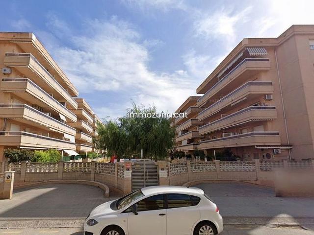 Piso en venta en calle De Mallorca, Blanes, de 57 m² 2 habitaciones por 180.900