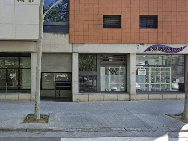 Piso en venta en calle De Manuel de Falla, Sabadell, de 116 m² 3 habitaciones por 216.110