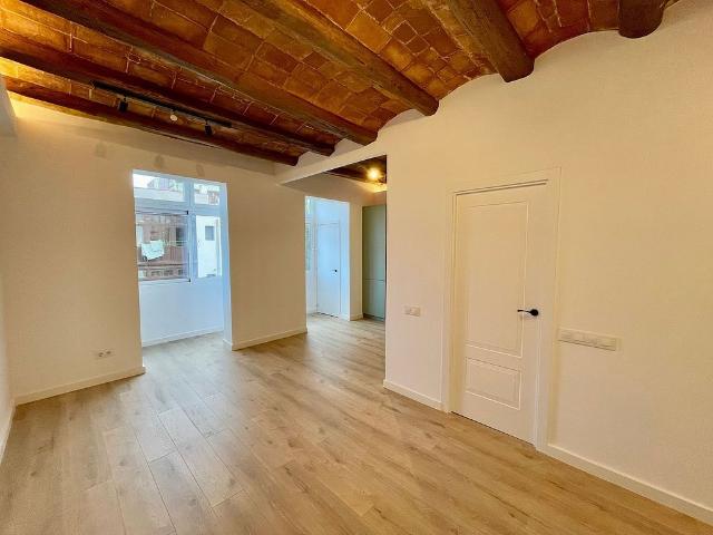 Piso en venta en calle De Maspons, Barcelona, de 65 m² 2 habitaciones por 450.000