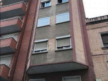 Piso en venta en calle De Marcel·Lí Esquius, Hospitalet de Llobregat, L´, de 40 m² 2 habitaciones por 70.000