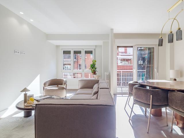 Piso en venta en Calle de Marcenado 21 110m² Madrid