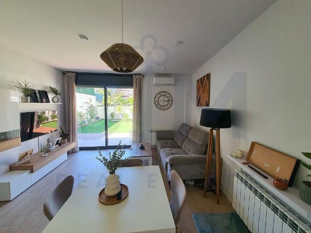 Piso en venta en calle De Maria Aurèlia Capmany, Sant Celoni, de 80 m² 2 habitaciones por 285.000
