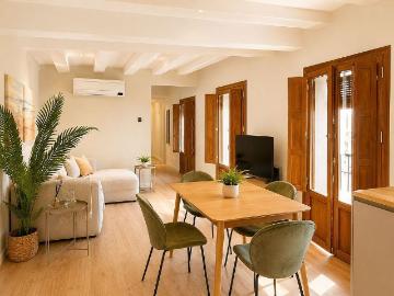 Piso en venta en calle De Milans, Barcelona, de 81 m² 2 habitaciones por 510.000