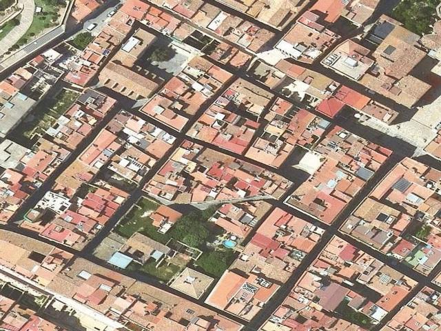 Piso en venta en calle De Misser Sitges, Tarragona, de 94 m² 2 habitaciones por 235.000