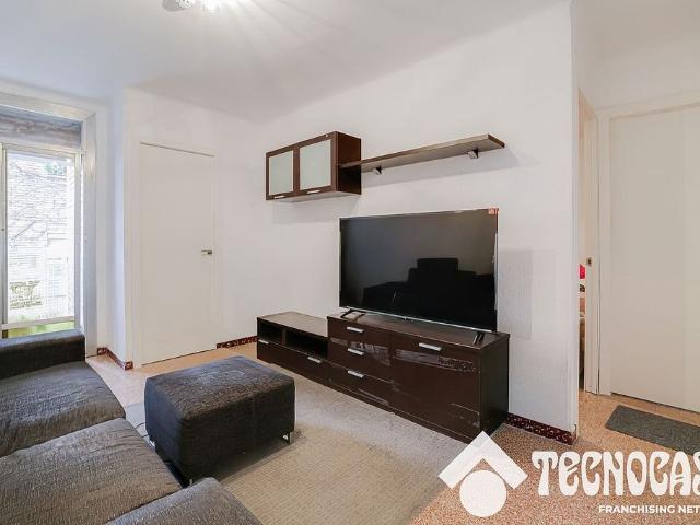 Piso en venta en calle De Miquel del Prat, Badalona, de 68 m² 3 habitaciones por 179.900