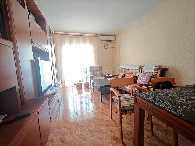 Piso en venta en calle De Miralta, Hospitalet de Llobregat, L´, de 61 m² 2 habitaciones por 255.000