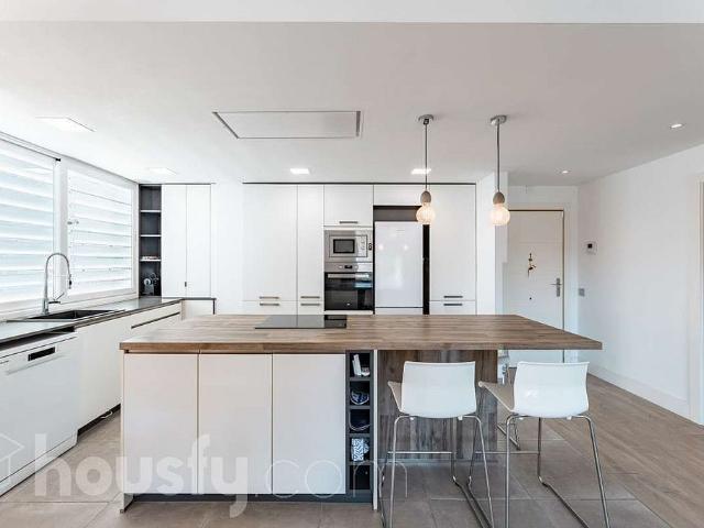 Piso en venta en calle De Mollet, Castelldefels, de 94 m² 3 habitaciones por 480.000