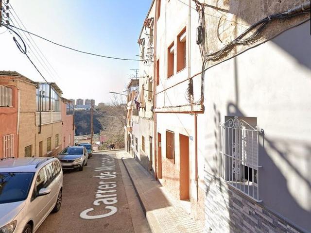 Piso en venta en calle De Monestero, Sabadell, de 48 m² 1 habitación por 92.500
