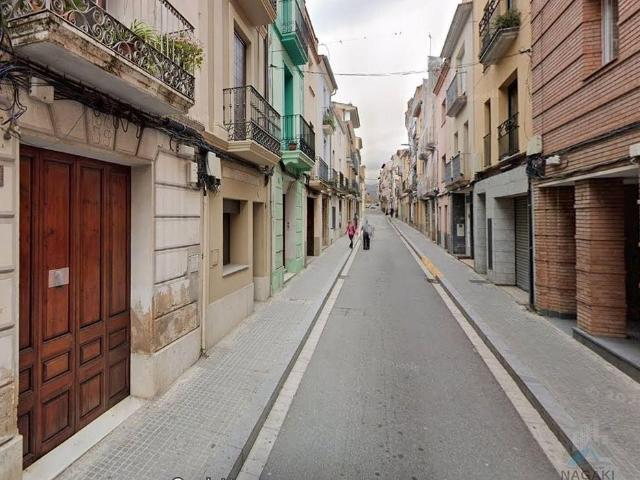 Piso en venta en calle De Montserrat, Esparreguera, de 503 m² 4 habitaciones por 230.000