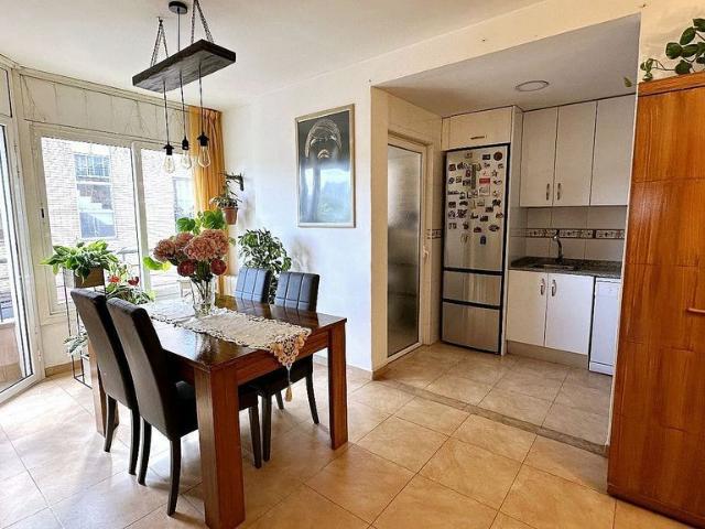 Piso en venta en calle De Montserrat Roig, Sant Celoni, de 85 m² 3 habitaciones por 272.800