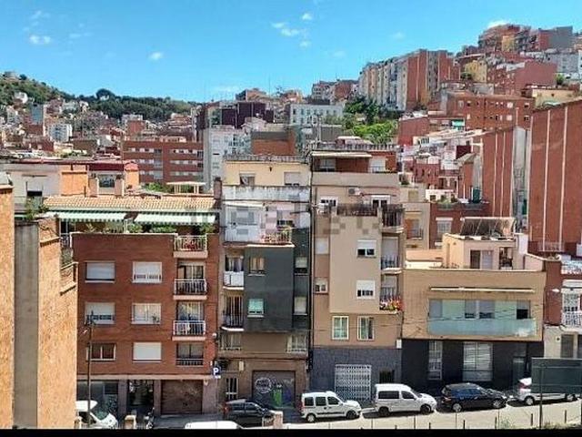 Piso en venta en calle De Moratín, Barcelona, de 60 m² 2 habitaciones por 199.000