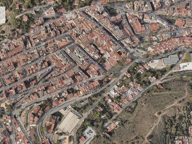 Piso en venta en calle De Móra la Nova, Barcelona, de 90 m² 3 habitaciones por 184.049