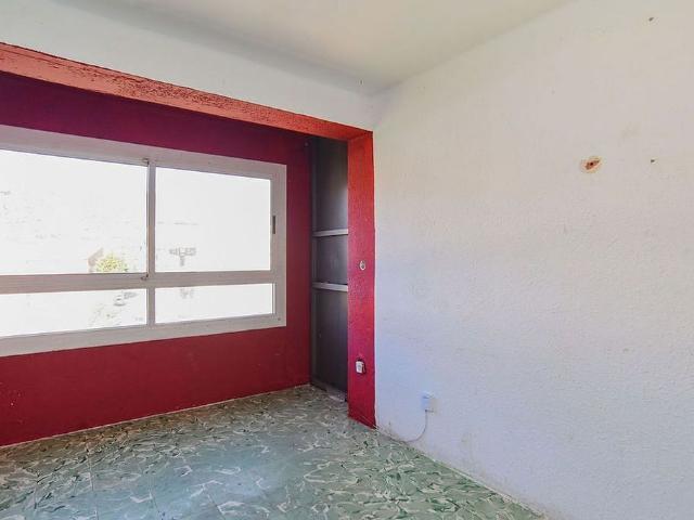 Piso en venta en calle De Núria, Premià de Mar, de 73 m² 1 habitación por 108.000