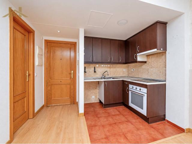 Piso en venta en Calle de Alpajés